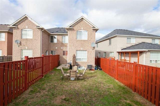 34 Jingle Cres, House semidetached with 3 bedrooms, 4 bathrooms and 5 parking in Brampton ON | Image 20