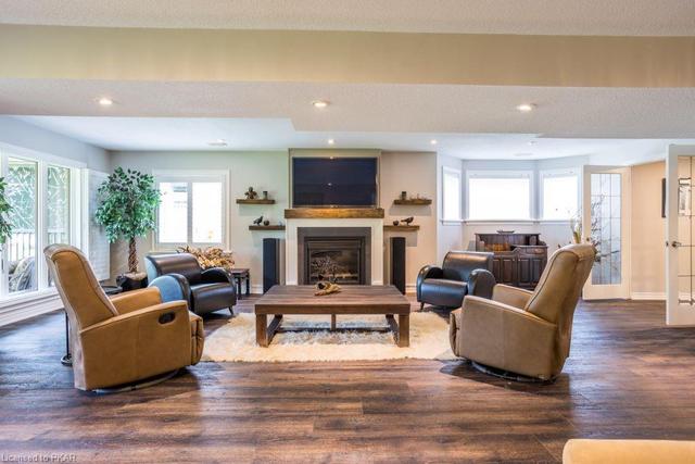 24 Navigators Trail, House detached with 3 bedrooms, 2 bathrooms and 6 parking in Kawartha Lakes ON | Image 30