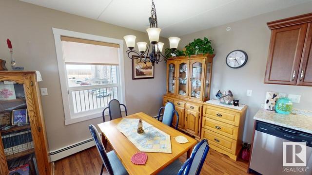 303 - 4002 47 St, Condo with 2 bedrooms, 2 bathrooms and null parking in Drayton Valley AB | Image 11