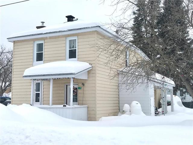 73 Inglis Street, House detached with 3 bedrooms, 2 bathrooms and 4 parking in Madawaska Valley ON | Image 2