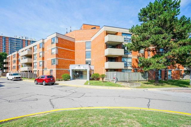 401 - 1705 Mccowan Rd, Condo with 2 bedrooms, 1 bathrooms and 1 parking in Toronto ON | Image 17