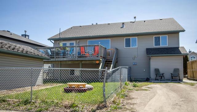 5120 42 Street, House other with 4 bedrooms, 2 bathrooms and 4 parking in Olds AB | Image 2