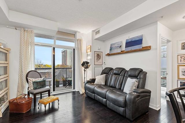 504 - 85 Robinson St, Condo with 1 bedrooms, 1 bathrooms and 1 parking in Hamilton ON | Image 3