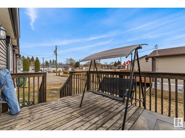 5407 45 St, House other with 3 bedrooms, 2 bathrooms and null parking in Redwater AB | Image 30