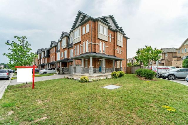 23 New Pines Tr, House attached with 3 bedrooms, 3 bathrooms and 2 parking in Brampton ON | Image 12
