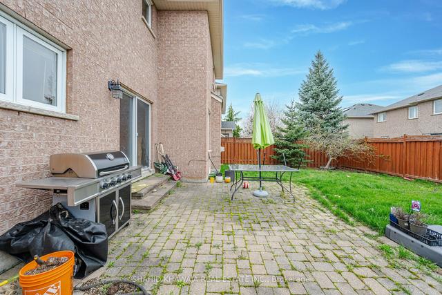 1117 Field Dr, House detached with 4 bedrooms, 3 bathrooms and 4 parking in Milton ON | Image 33