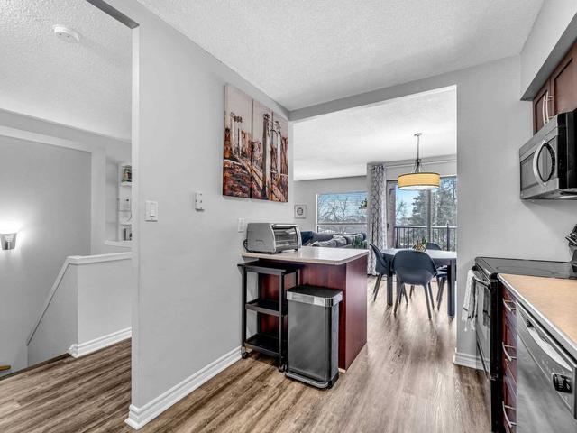 205 - 1000 Cedarglen Gate, Condo with 2 bedrooms, 2 bathrooms and 2 parking in Mississauga ON | Image 9