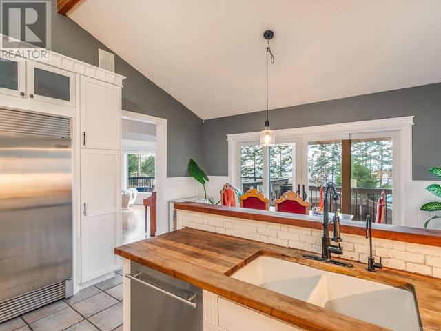 868 Chichester Rd W, House detached with 5 bedrooms, 3 bathrooms and 4 parking in Nanaimo B BC | Image 22