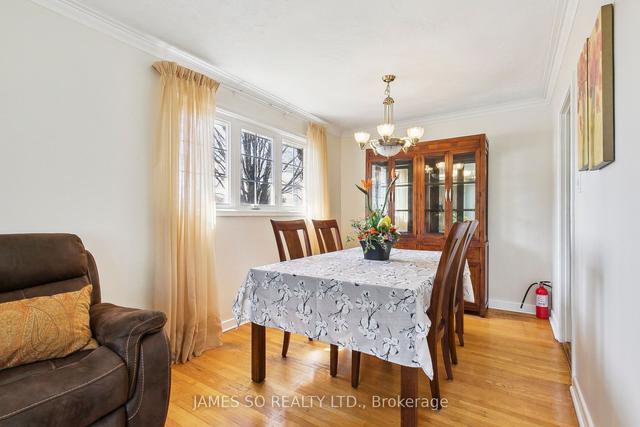 14 Tara Ave, House detached with 4 bedrooms, 2 bathrooms and 4 parking in Toronto ON | Image 16