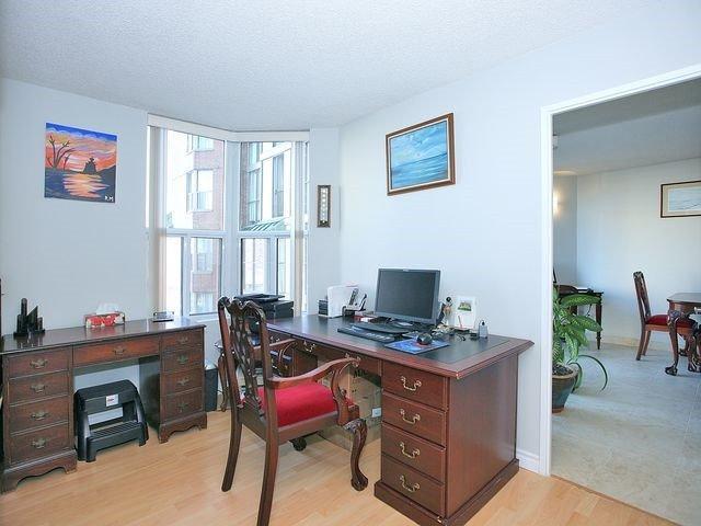 401 - 5795 Yonge St, Condo with 2 bedrooms, 2 bathrooms and 1 parking in Toronto ON | Image 9