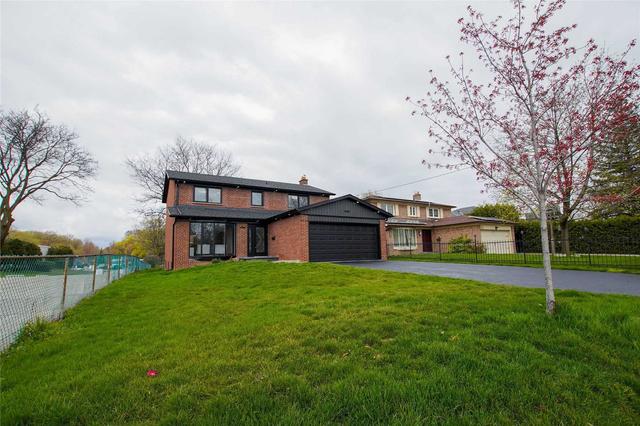 4254 Bloor St W, House detached with 4 bedrooms, 3 bathrooms and 7 parking in Toronto ON | Image 23