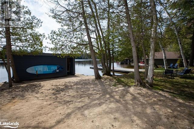 1050 Fair Lee Park Road, House detached with 3 bedrooms, 2 bathrooms and 3 parking in Muskoka Lakes ON | Image 21