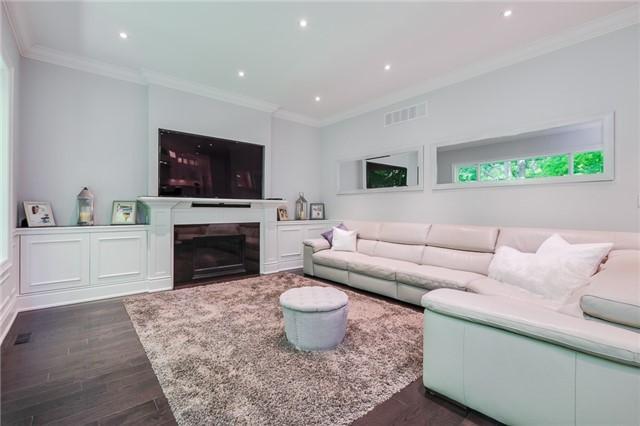 6 Plateau Cres, House detached with 4 bedrooms, 6 bathrooms and 5 parking in Toronto ON | Image 8