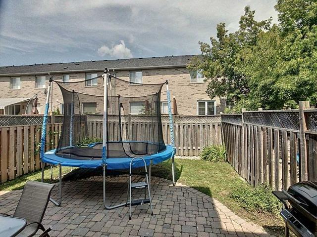 90 Hanton Cres, House semidetached with 3 bedrooms, 4 bathrooms and 2 parking in Caledon ON | Image 14