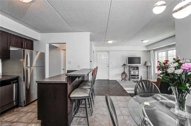 4 - 950 Highland Rd W, Condo with 3 bedrooms, 1 bathrooms and 2 parking in Kitchener ON | Image 10