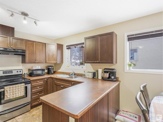 1 - 11841 97 St Nw, House attached with 3 bedrooms, 2 bathrooms and null parking in Edmonton AB | Image 20