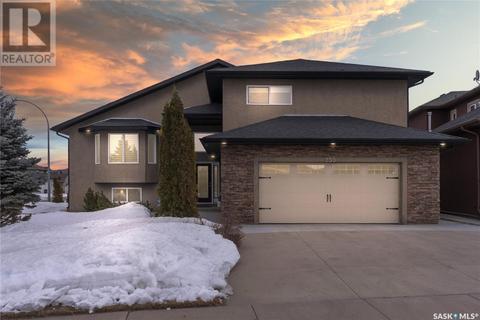 255 Beechdale Court, House detached with 5 bedrooms, 3 bathrooms and null parking in Saskatoon SK | Card Image