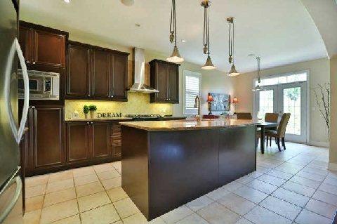 809 Canyon St, House detached with 3 bedrooms, 5 bathrooms and 4 parking in Mississauga ON | Image 7