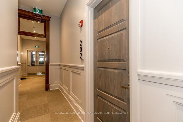 202 - 400 Park Ave, Condo with 1 bedrooms, 1 bathrooms and 1 parking in Newmarket ON | Image 25