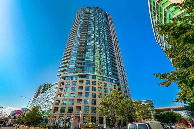 720 - 219 Fort York Blvd, Condo with 1 bedrooms, 1 bathrooms and 1 parking in Toronto ON | Image 1