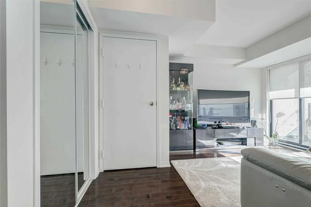 105 - 136 Widdicombe Hill Blvd, Townhouse with 3 bedrooms, 2 bathrooms and 1 parking in Toronto ON | Image 12