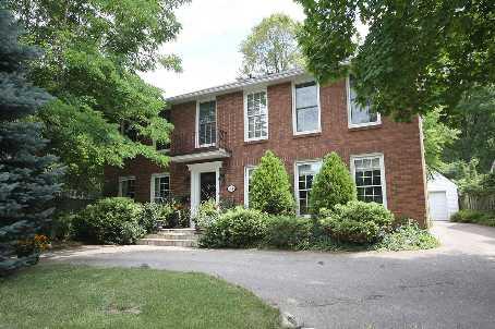 404 Lakeshore Rd E, House detached with 4 bedrooms, 4 bathrooms and 4 parking in Oakville ON | Image 1