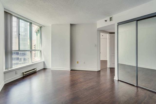 1700 - 38 Elm St, Condo with 1 bedrooms, 1 bathrooms and 0 parking in Toronto ON | Image 13