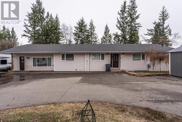 2161 Churchill Road, House detached with 3 bedrooms, 2 bathrooms and null parking in Prince George BC | Image 3