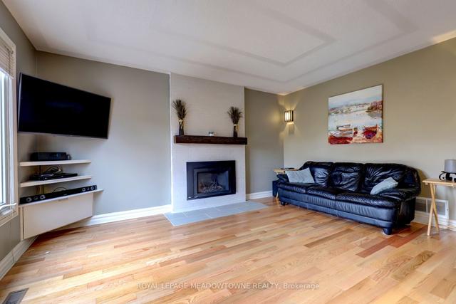 8 St. Mark Pl, House detached with 4 bedrooms, 4 bathrooms and 6 parking in Brampton ON | Image 8
