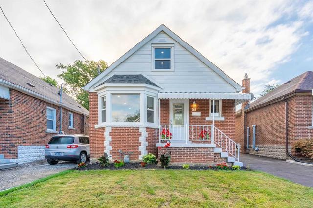 59 Tragina Ave S, House detached with 3 bedrooms, 3 bathrooms and 3 parking in Hamilton ON | Image 1
