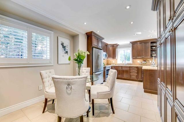 2113 Laurelwood Dr, House detached with 4 bedrooms, 4 bathrooms and 4 parking in Oakville ON | Image 7