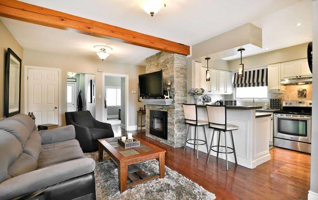 2184 New St, House detached with 3 bedrooms, 2 bathrooms and 4 parking in Burlington ON | Image 31