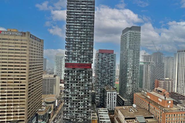 3001 - 2221 Yonge St, Condo with 1 bedrooms, 1 bathrooms and 0 parking in Toronto ON | Image 26
