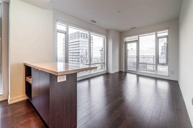 3402 - 21 Widmer St, Condo with 2 bedrooms, 3 bathrooms and 1 parking in Toronto ON | Image 7