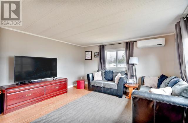 60 Circle M Court, Home with 2 bedrooms, 1 bathrooms and null parking in Clyde River PE | Image 5