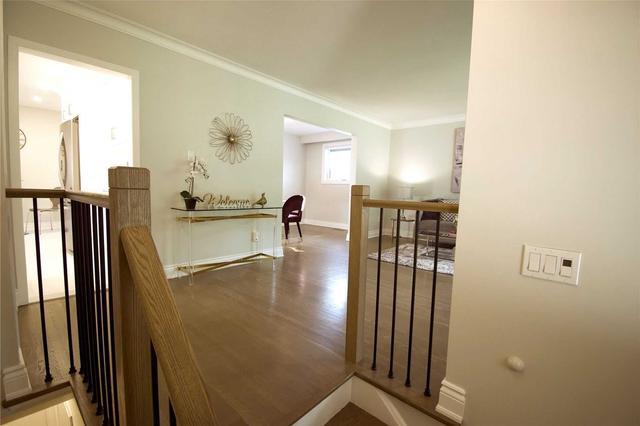 21 Cree Ave, House detached with 3 bedrooms, 2 bathrooms and 4 parking in Toronto ON | Image 33
