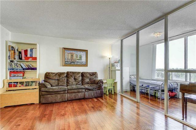 820 - 2627 Mccowan Rd, Condo with 1 bedrooms, 1 bathrooms and 1 parking in Toronto ON | Image 5