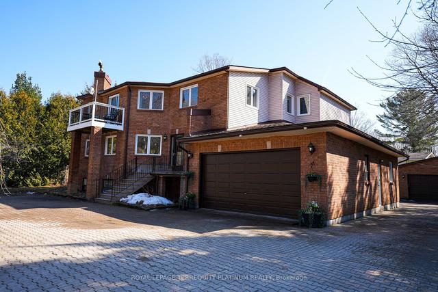 136 Wolfe Tr, House detached with 4 bedrooms, 4 bathrooms and 12 parking in Tiny ON | Image 1