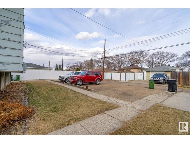 10611 80 St Nw, House attached with 3 bedrooms, 1 bathrooms and null parking in Edmonton AB | Image 8