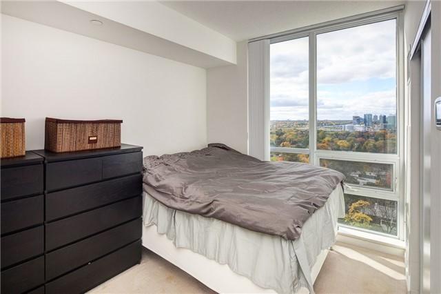 802 - 66 Forest Manor Rd, Condo with 2 bedrooms, 2 bathrooms and 1 parking in Toronto ON | Image 9