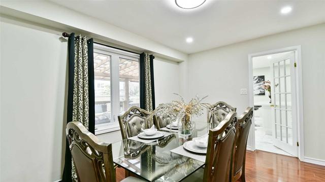 16 Coles Ave, House detached with 4 bedrooms, 4 bathrooms and 6 parking in Ajax ON | Image 35