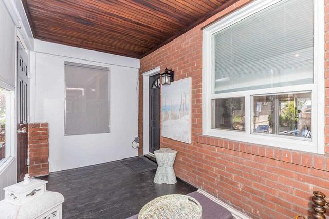 141 Barton Ave, House detached with 3 bedrooms, 3 bathrooms and 2 parking in Toronto ON | Image 23