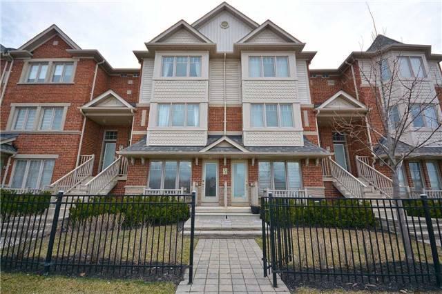 5 - 3335 Thomas St, Townhouse with 2 bedrooms, 2 bathrooms and 1 parking in Mississauga ON | Image 1