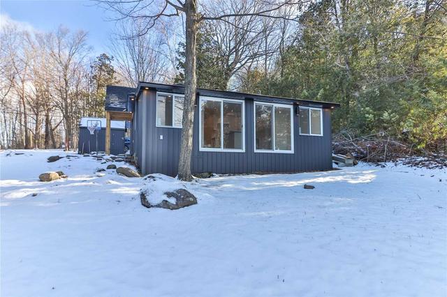 4 and 6 Birch Glen Dr, House detached with 5 bedrooms, 2 bathrooms and 5 parking in Kawartha Lakes ON | Image 16
