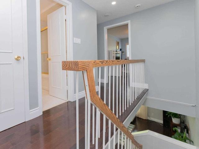 10 Gypsy Roseway, Townhouse with 3 bedrooms, 3 bathrooms and 2 parking in Toronto ON | Image 11