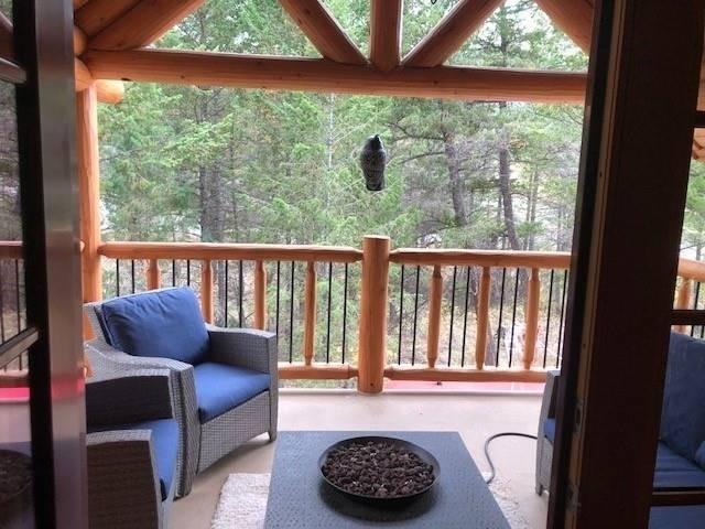 6925 Columbia Ridge Dr, House detached with 3 bedrooms, 2 bathrooms and 5 parking in East Kootenay F BC | Image 3