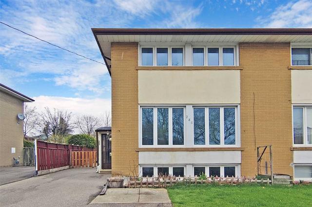 286 Elmhurst Dr, House semidetached with 3 bedrooms, 3 bathrooms and 5 parking in Toronto ON | Card Image
