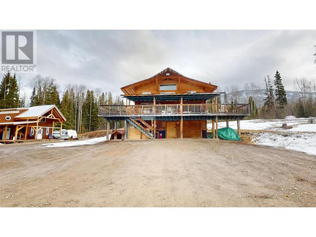 16466 Baggerman Road, House detached with 4 bedrooms, 3 bathrooms and null parking in Bulkley Nechako G BC | Image 1