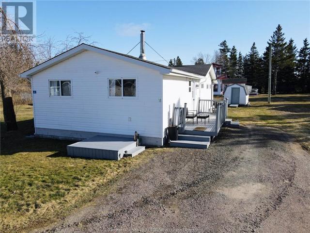 6 Ste Marie St, House detached with 3 bedrooms, 1 bathrooms and null parking in Beaubassin East NB | Image 37