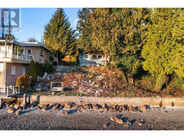 1250 Alderside Road, House detached with 2 bedrooms, 1 bathrooms and 2 parking in Port Moody BC | Image 13